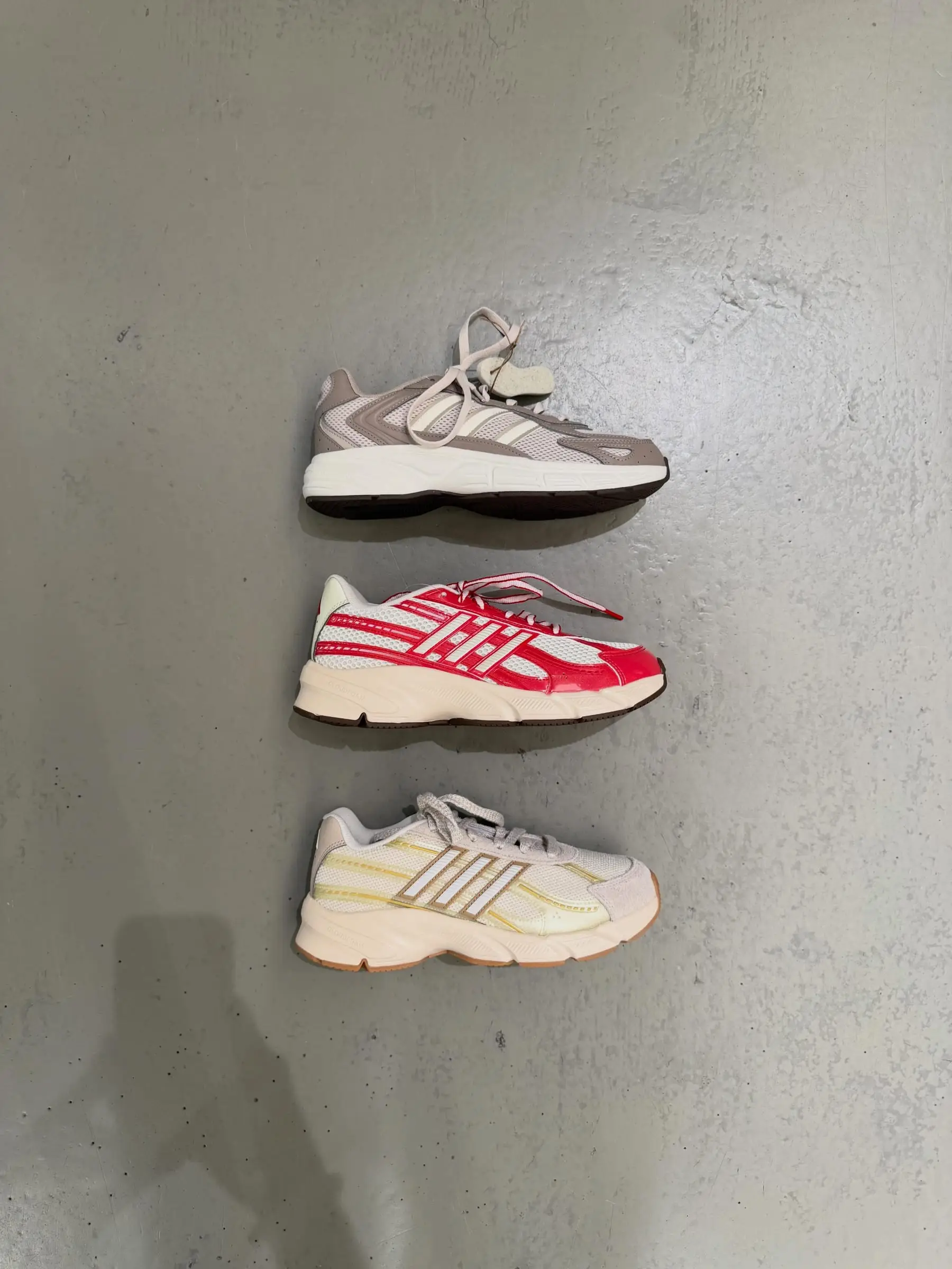 Adidas Running- und Walkingschuhe in mehreren Farben